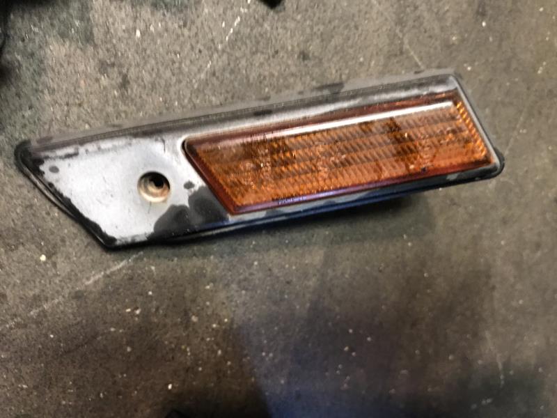 Ripetitore lampeggiante anteriore sinistro (Luci)
