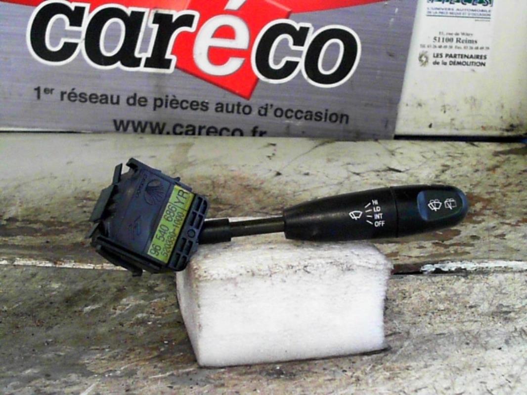 Commodo d'essuie glaces