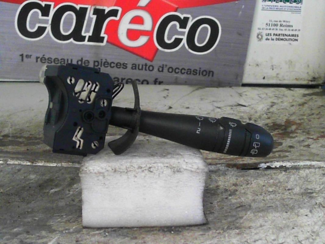 Commodo d'essuie glaces
