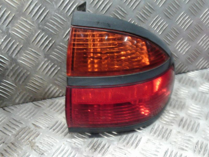 Fanale posteriore principale destro (luci)
