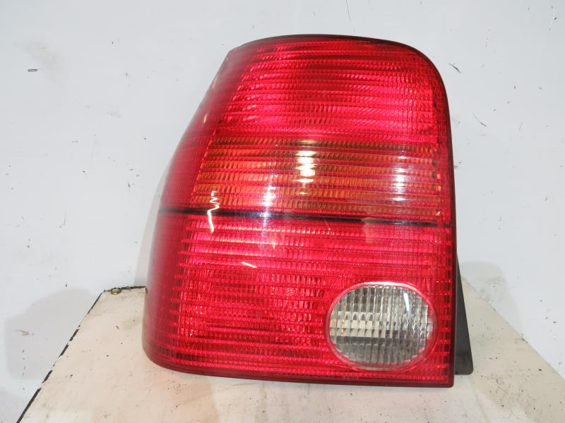 Fanale posteriore principale sinistro (luci)