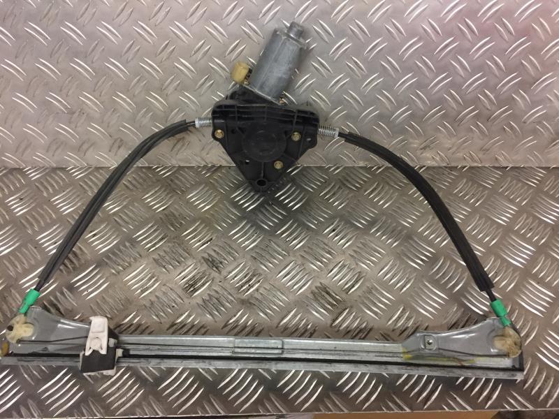 Leve vitre electrique avant droit