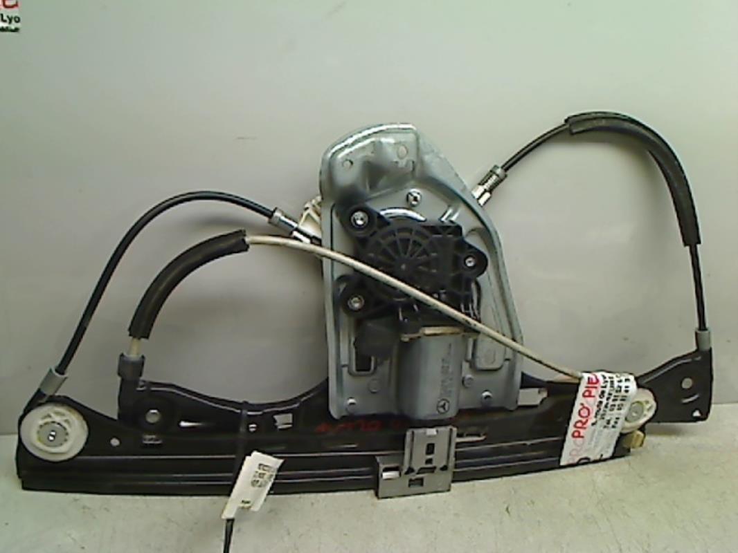 Leve vitre electrique avant droit