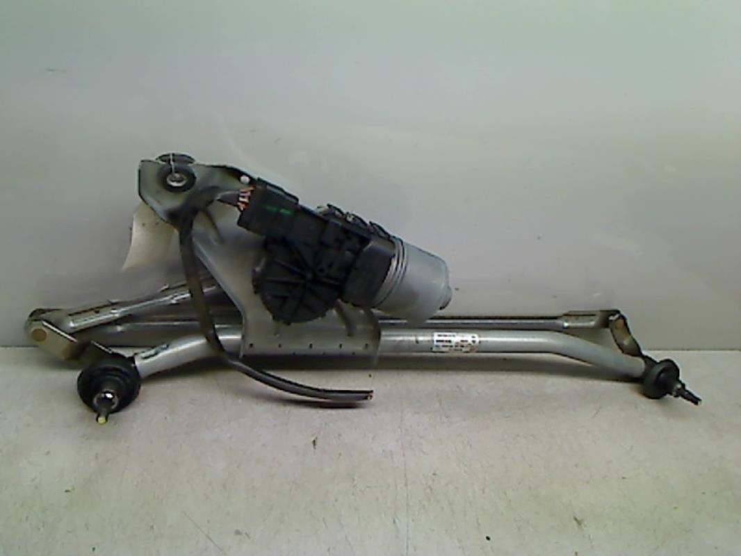 Moteur essuie glace avant