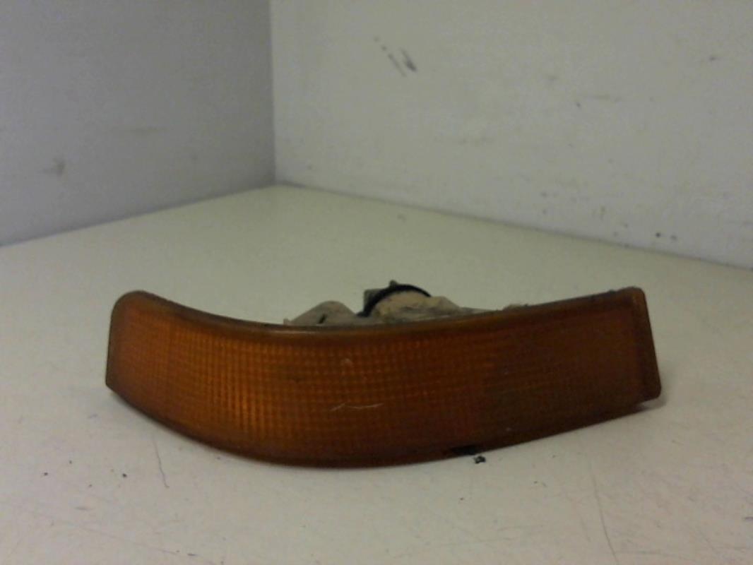 Óptica delantera secundaria derecha (luces) (intermitente)