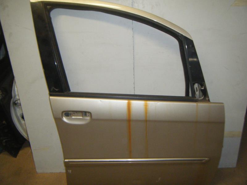 Porte avant droit
