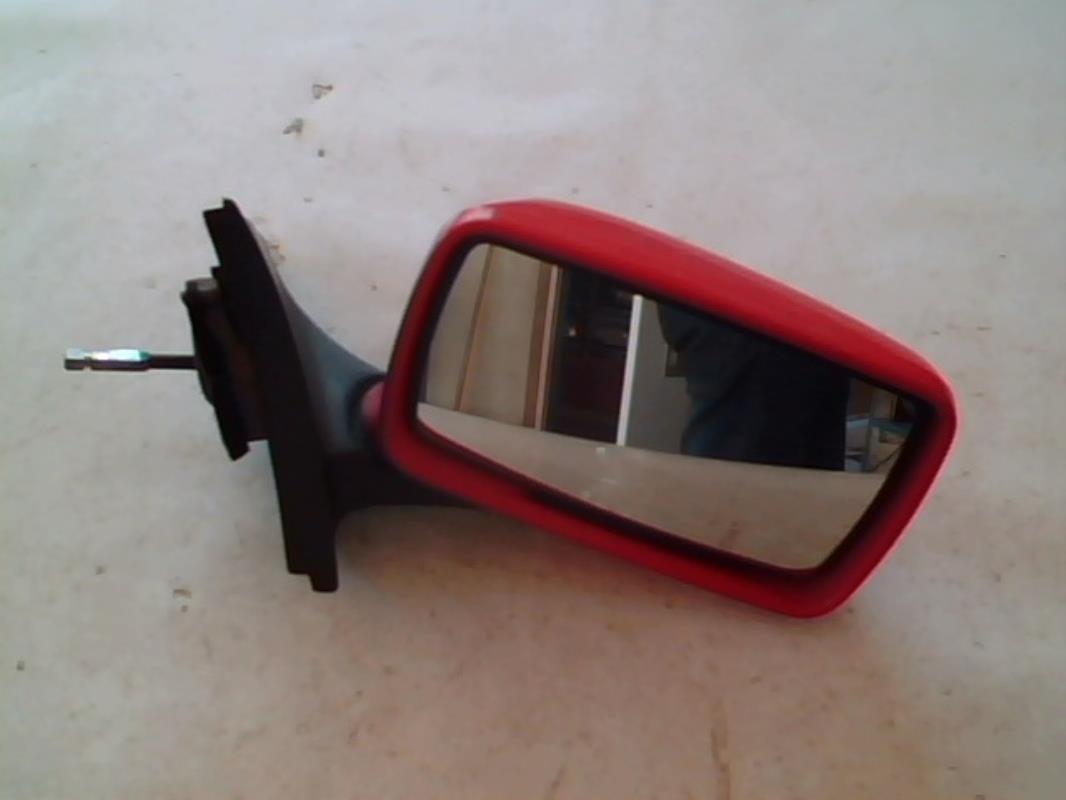 Retrovisor derecho