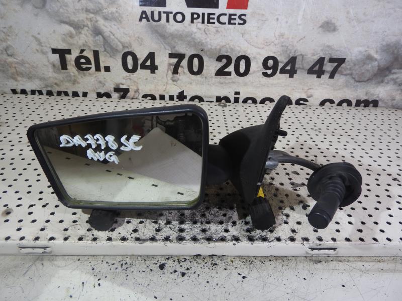 Retrovisor izquierdo