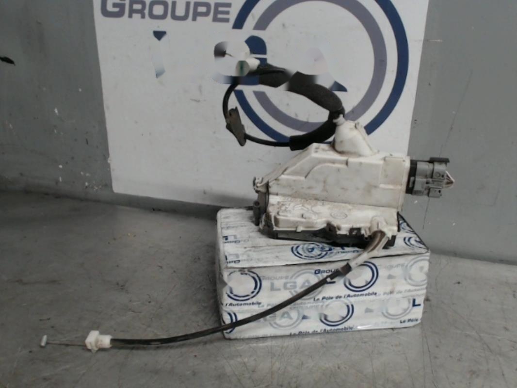 Serrure avant droit