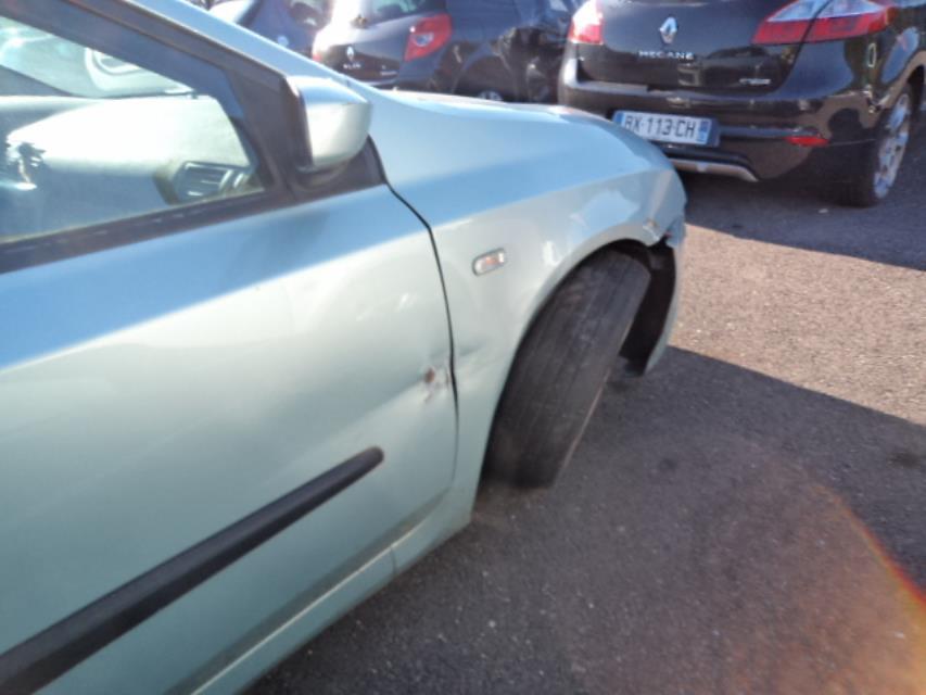 Leve vitre electrique avant droit