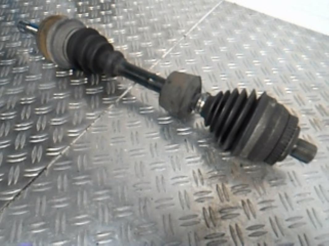 Cardan gauche (transmission)