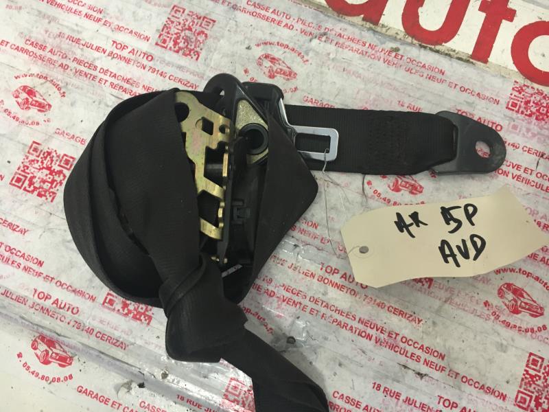 Ceinture avant droit