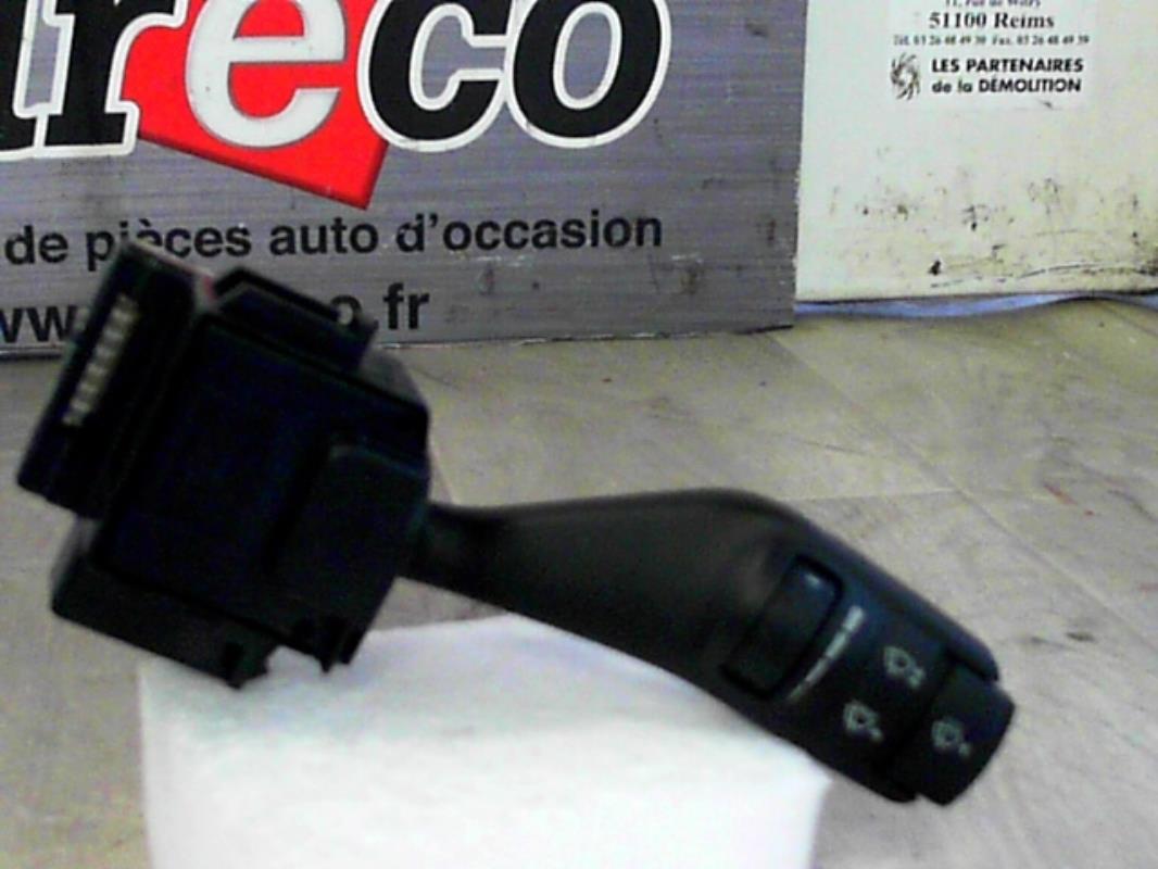 Commodo d'essuie glaces