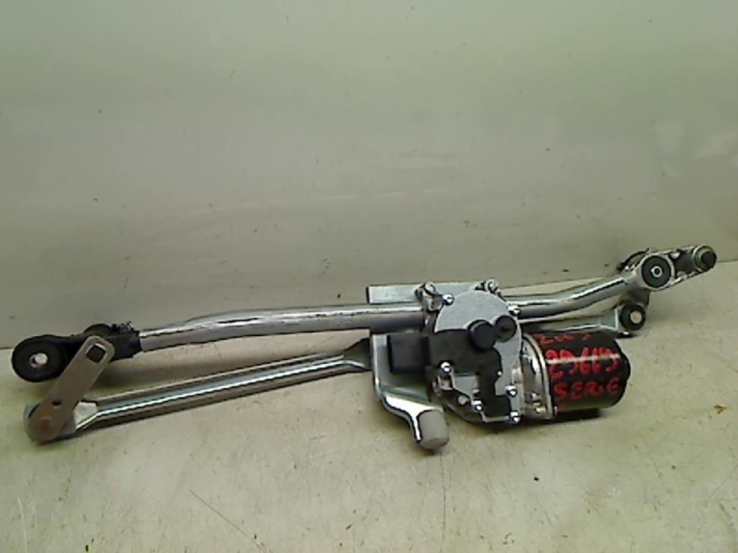 Moteur essuie glace avant
