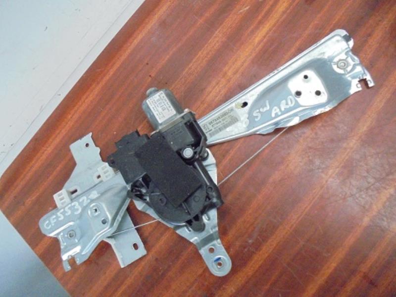 Moteur leve vitre arriere droit