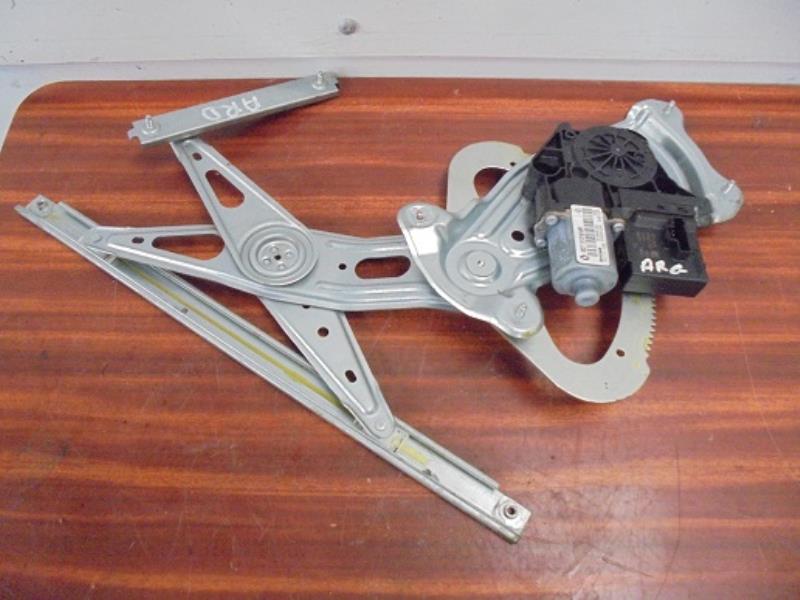 Moteur leve vitre arriere gauche