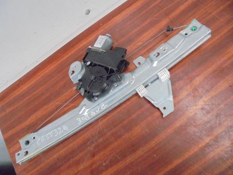 Moteur leve vitre avant gauche