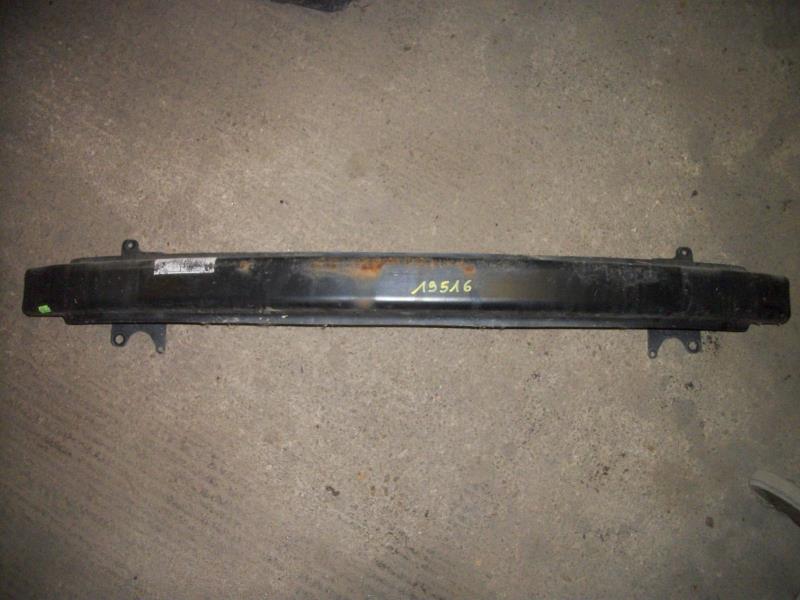 Renfort pare choc avant (traverse)