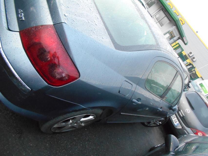 Foto pieza de coche