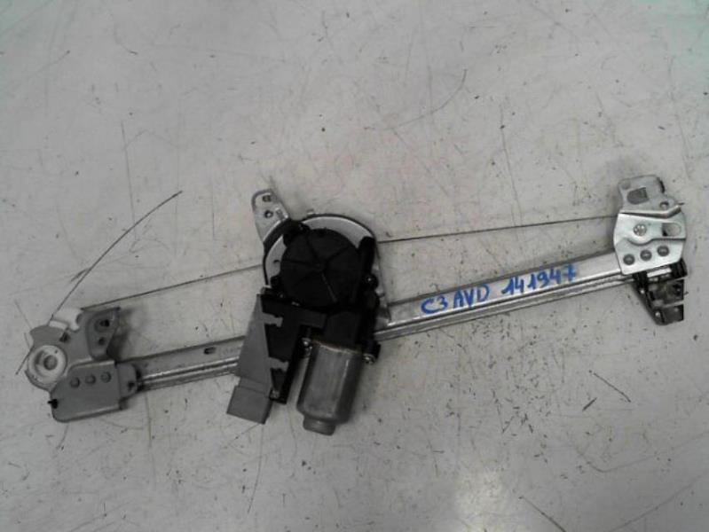 Leve vitre electrique avant droit