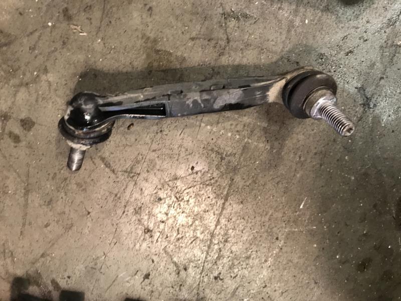 Biellette de barre stabilisatrice