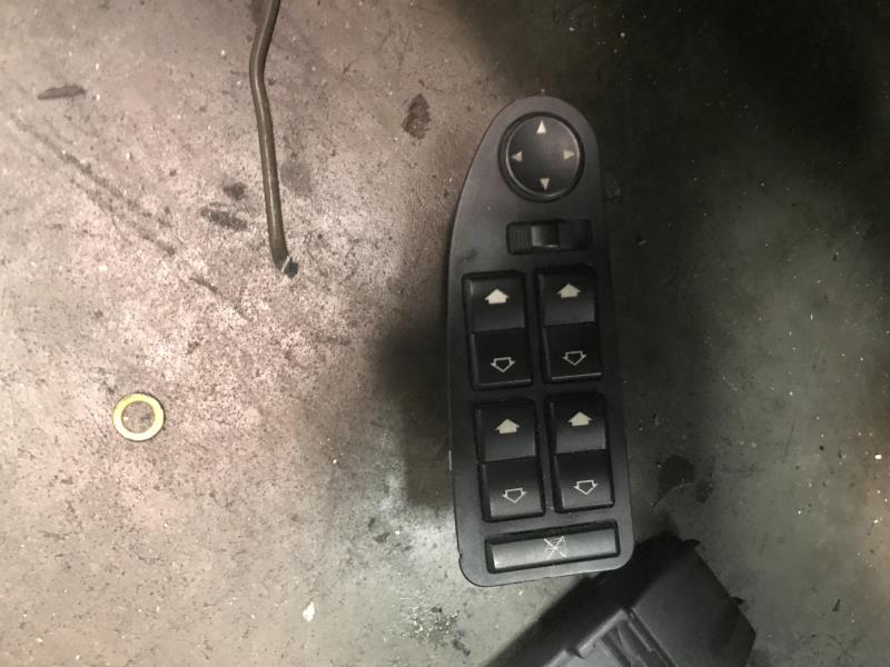 Interruptor de elevalunas