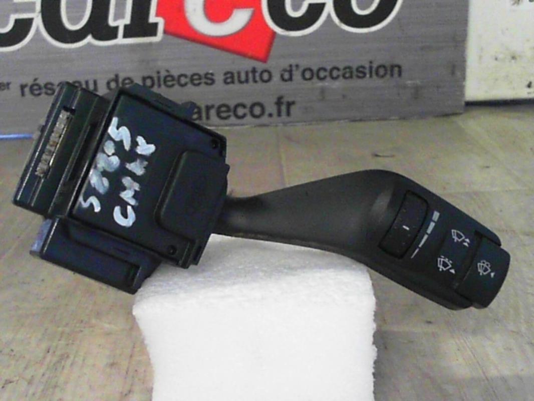 Commodo d'essuie glaces