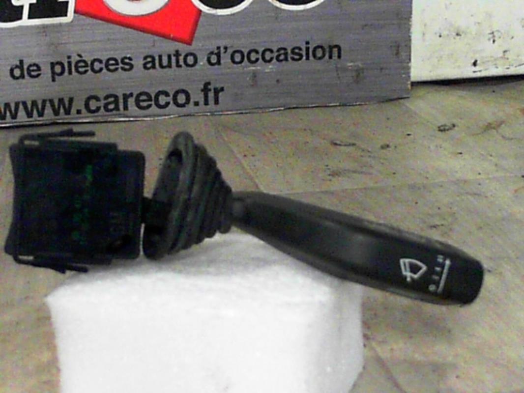 Commodo d'essuie glaces
