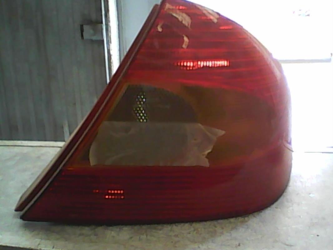 Fanale posteriore principale destro (luci)
