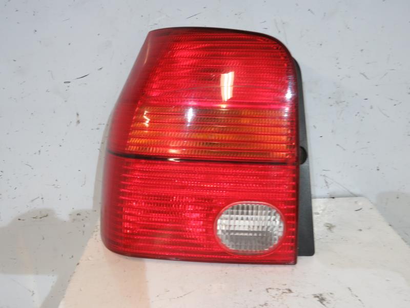 Fanale posteriore principale sinistro (luci)