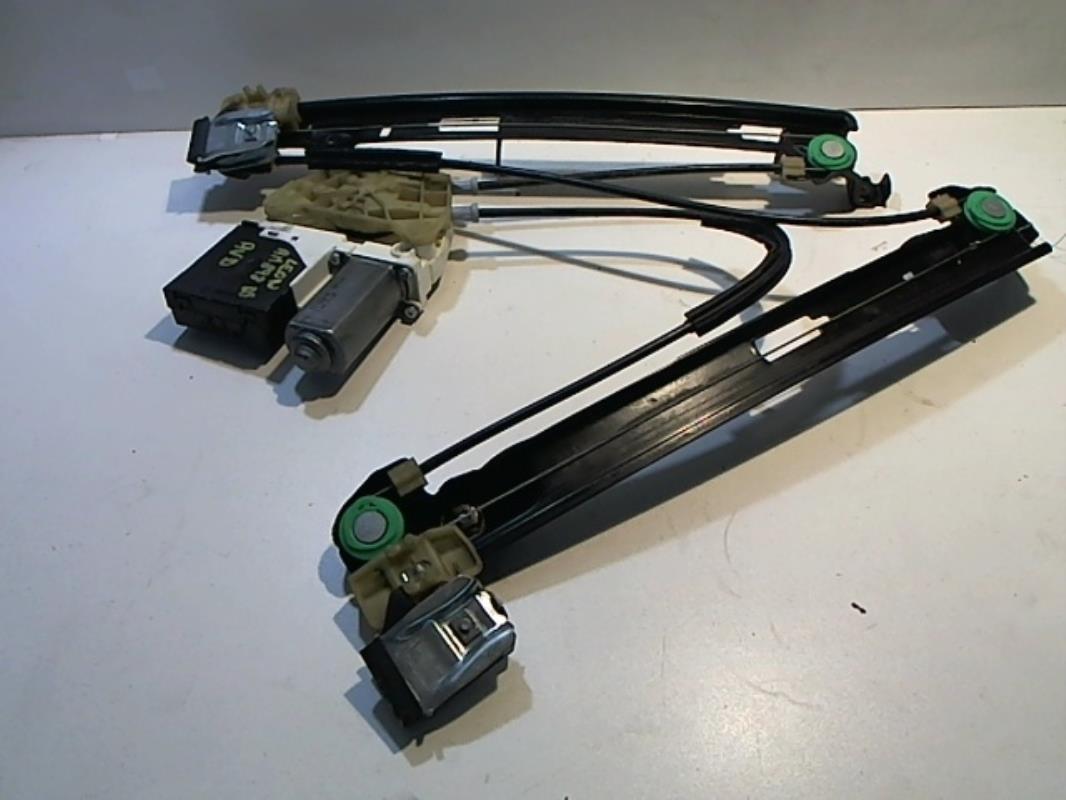 Leve vitre electrique avant droit