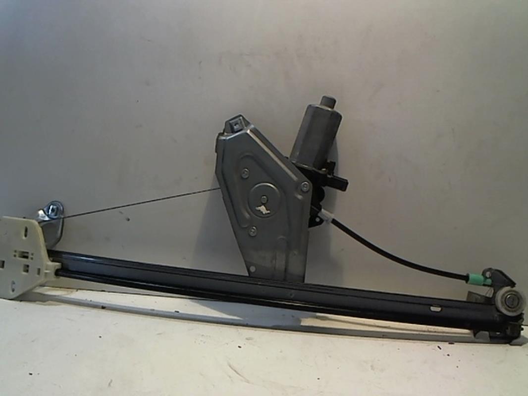 Leve vitre electrique avant droit