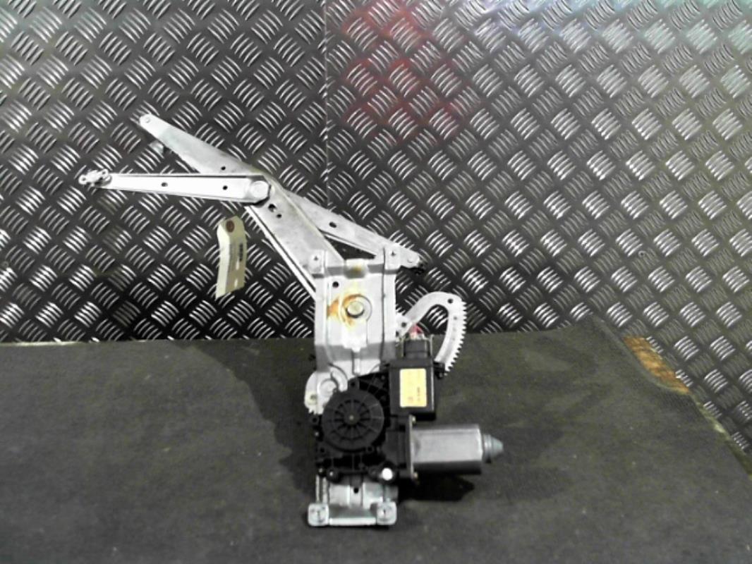 Leve vitre electrique avant droit