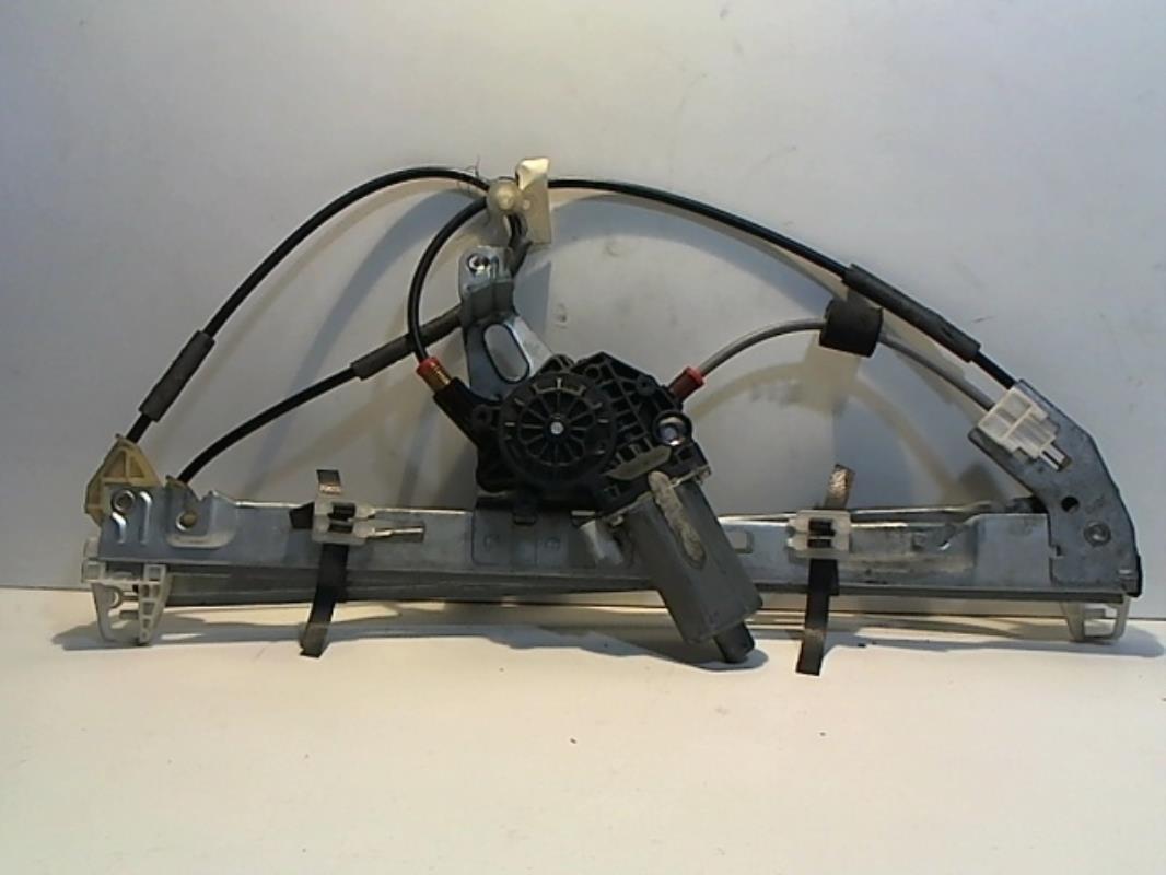 Leve vitre electrique avant droit
