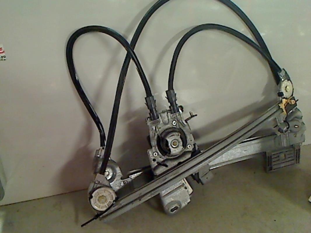 Leve vitre electrique avant droit