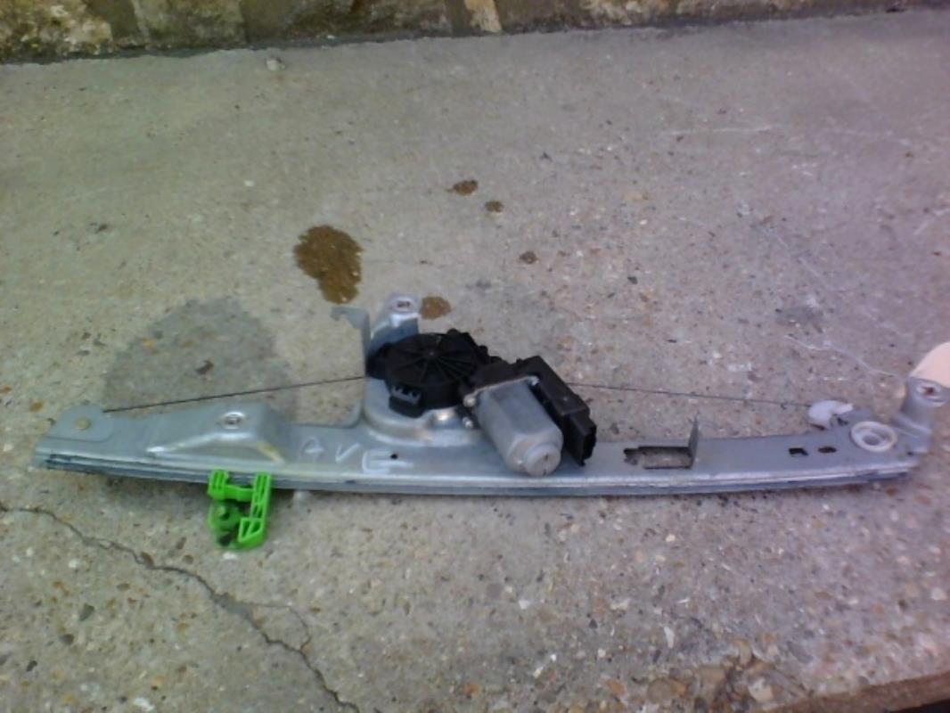 Leve vitre electrique avant gauche