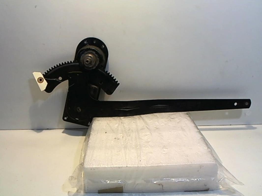 Alzacristalli manuale anteriore destro