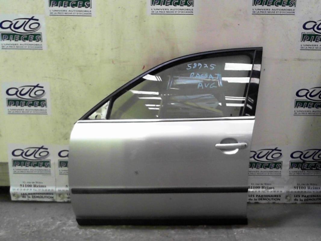 Porte avant gauche