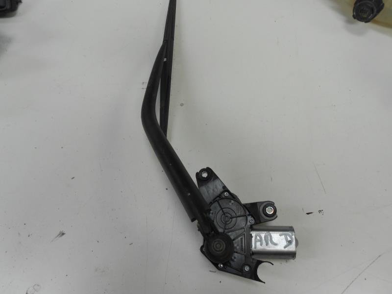 Moteur essuie glace arriere