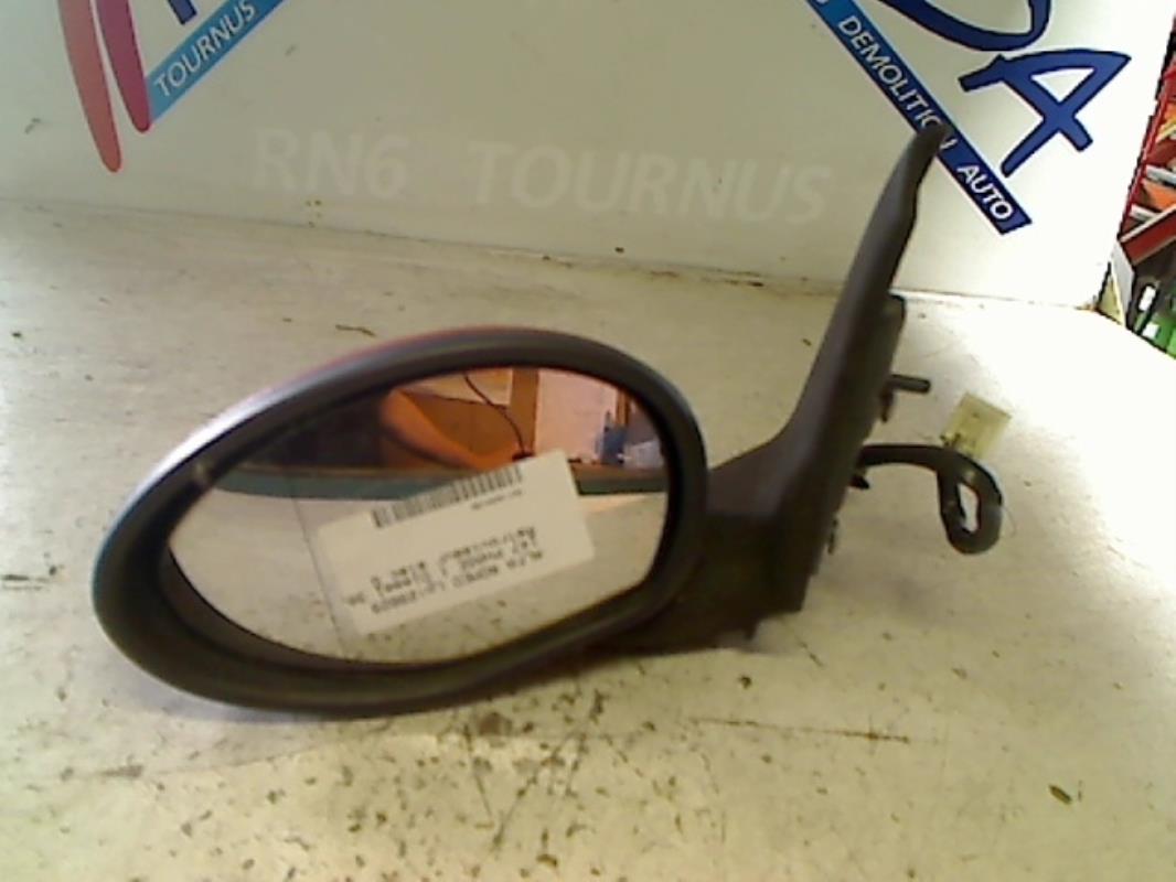 Specchietto retrovisore sinistro