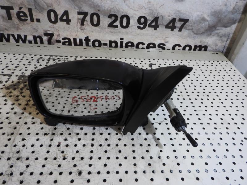 Specchietto retrovisore sinistro
