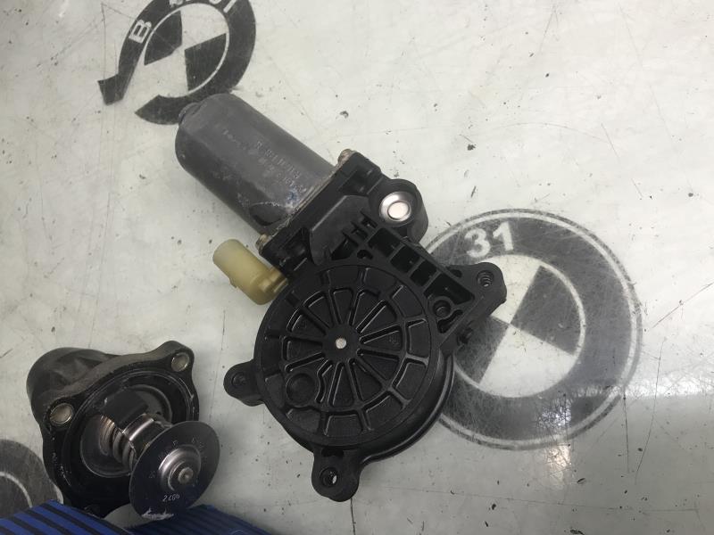 Motore alzacristalli anteriore destro
