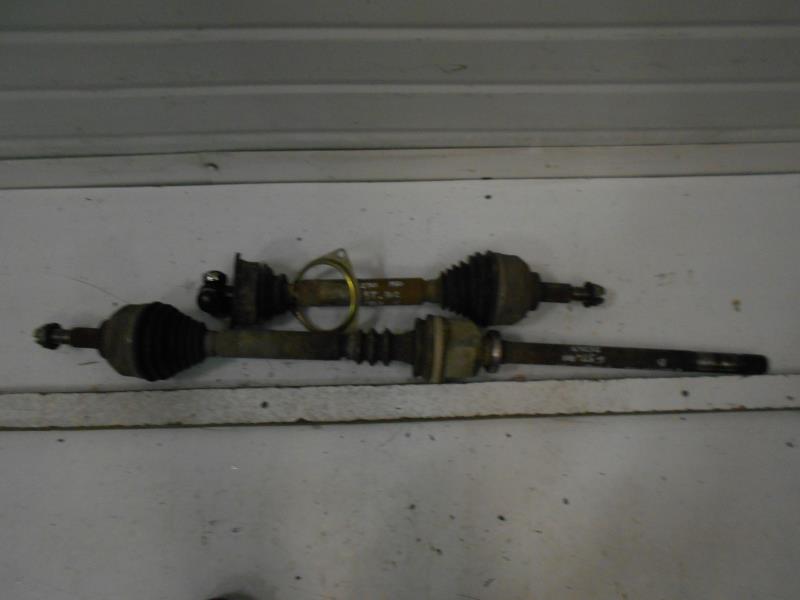 Cardan gauche (transmission)