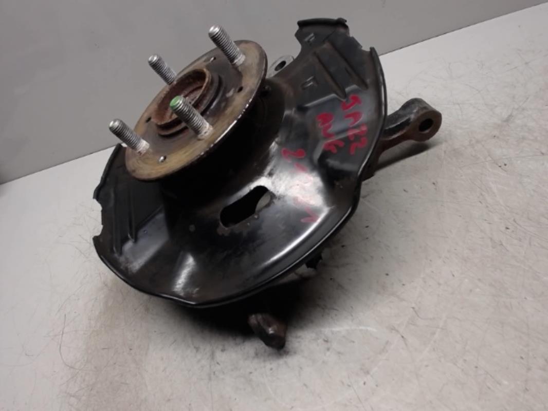 Fusee avant gauche