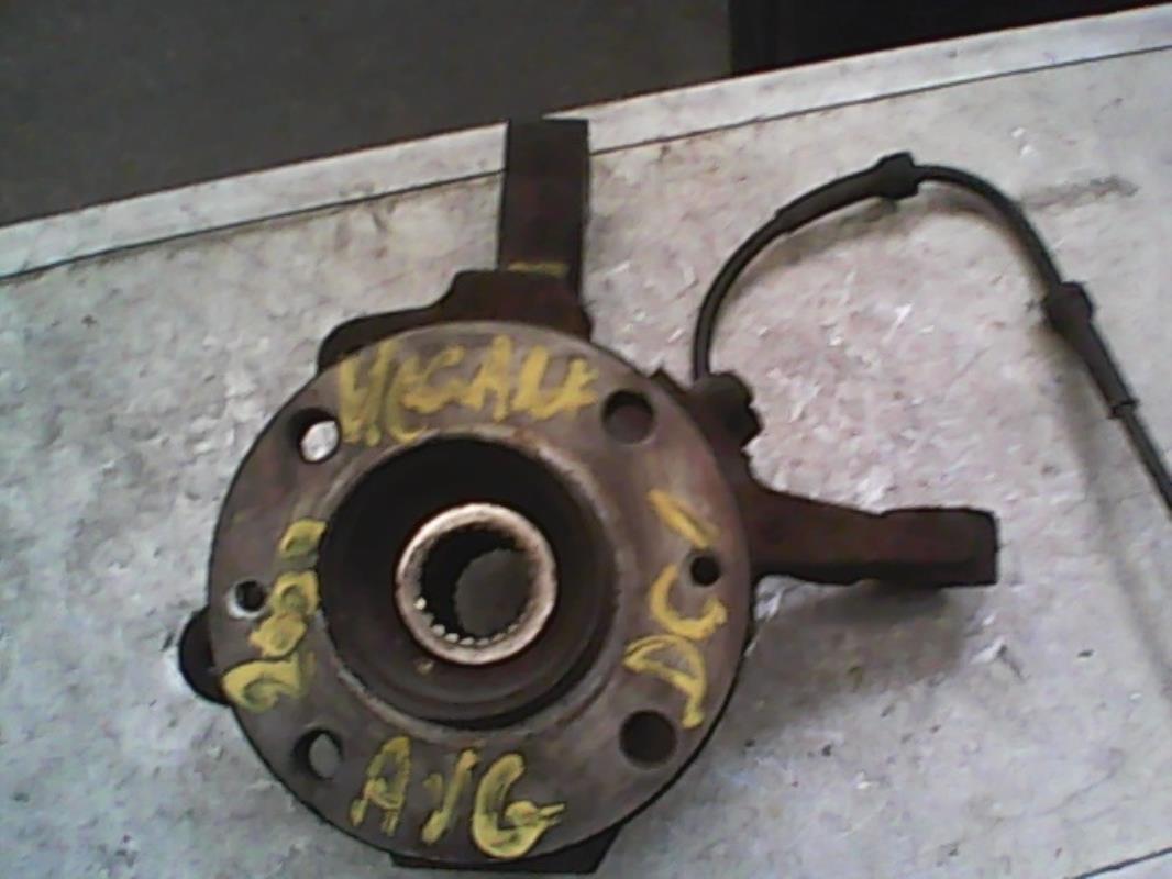 Fusee avant gauche