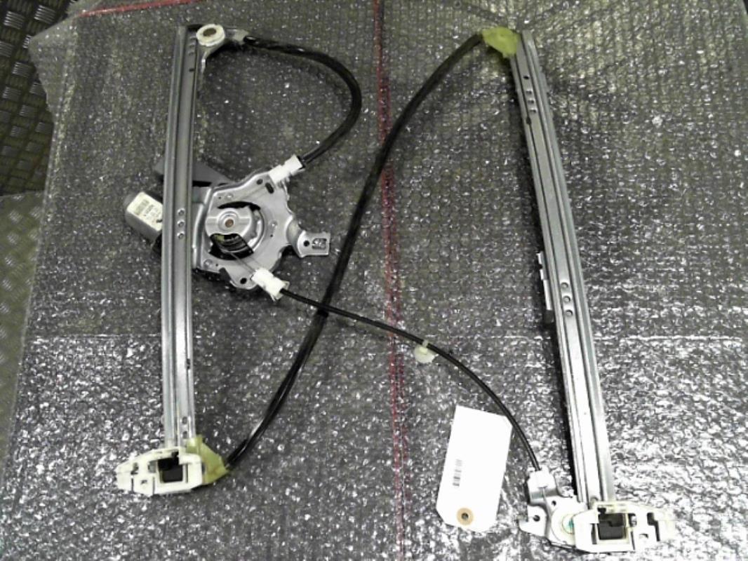 Alzacristalli elettrico anteriore destro
