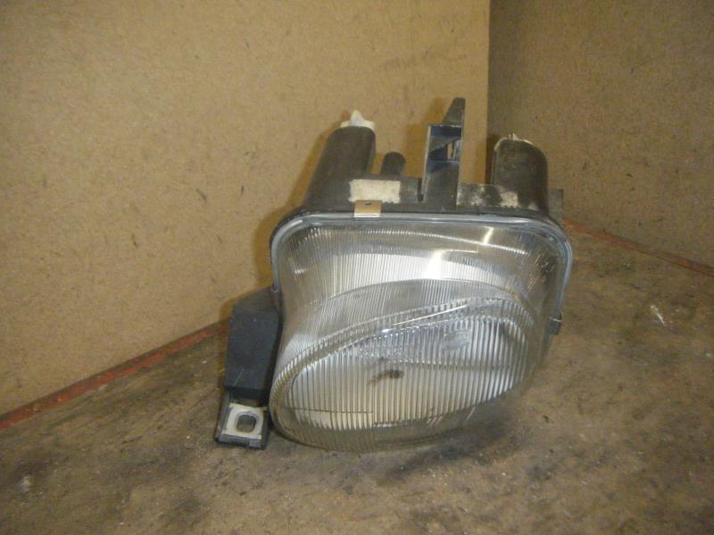 Gruppo ottico anteriore principale sinistro (luci)(faro)