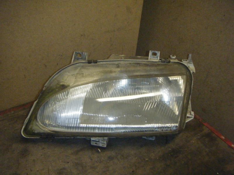 Gruppo ottico anteriore principale sinistro (luci)(faro)