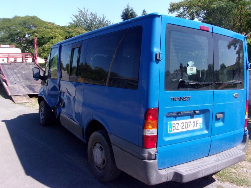 Moteur essuie glace avant