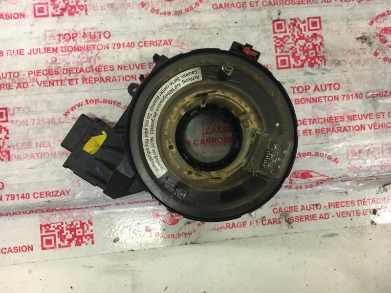Contactor giratorio